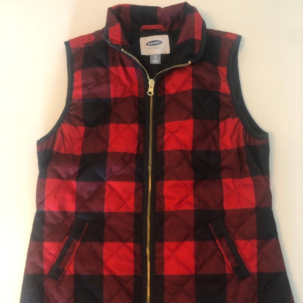 Old Navy Plaid Red and Black Vest Like New